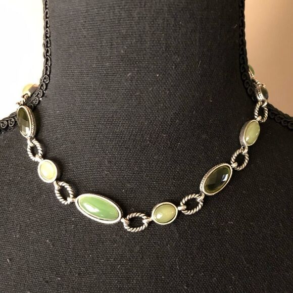Silver plated with Faux Jade w/ different shades of green - Picture 1 of 3
